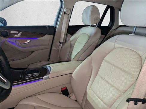 Certified 2022 Mercedes-Benz GLC 300 image 15