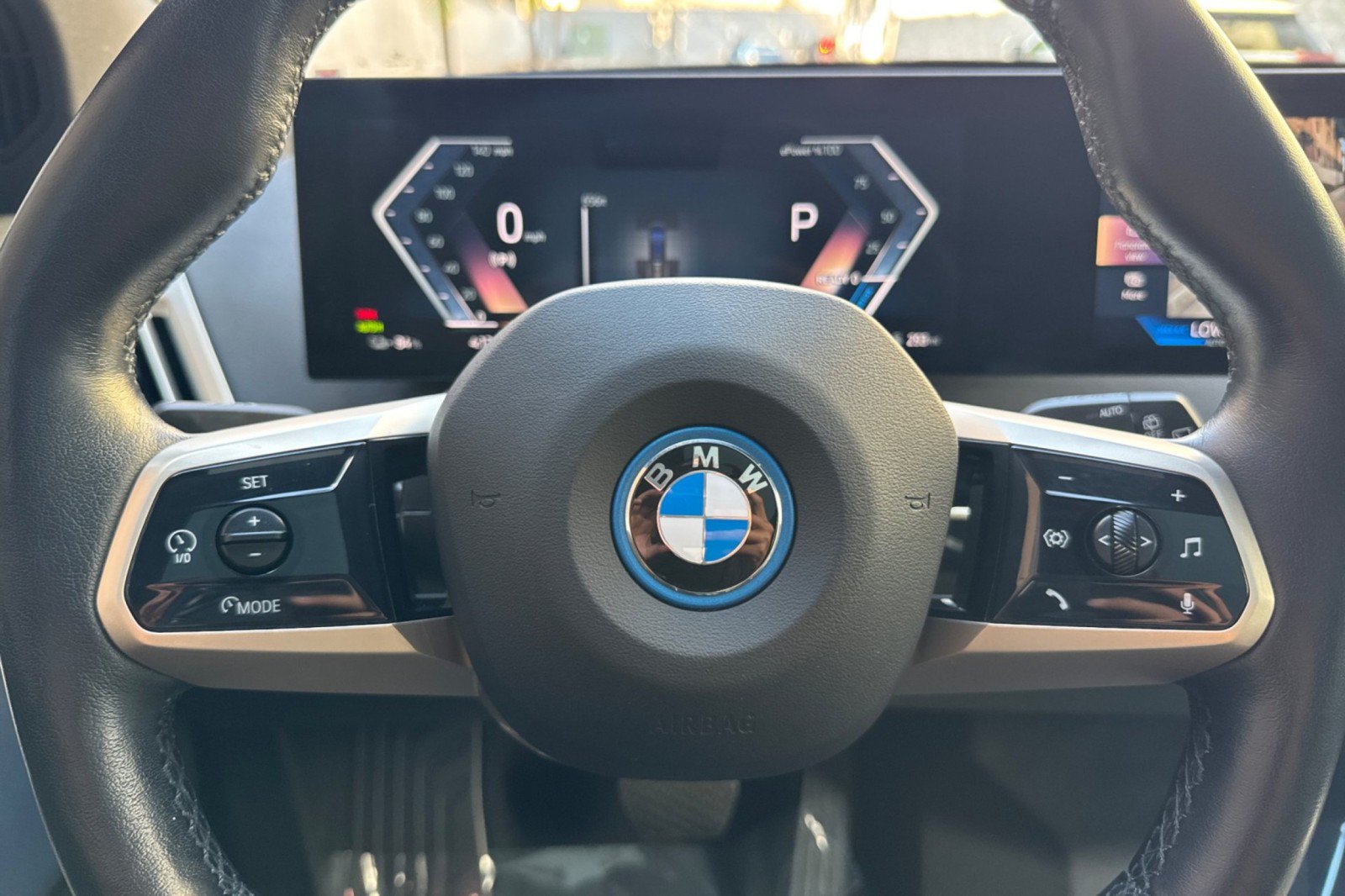Used 2025 BMW iX xDrive50 AWD/4WD image 24