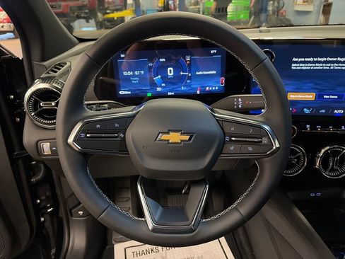 New 2026 Chevrolet Blazer EV LT FWD image 25