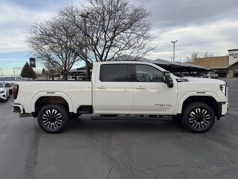 Used 2026 GMC Sierra 2500 AT4 w/ AT4 Preferred Package image 3