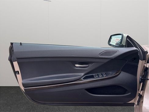 Used 2012 BMW 650i Convertible image 23