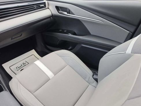 Used 2026 Toyota Camry SE w/ Convenience Package FWD image 29