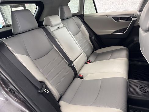 Certified 2022 Toyota RAV4 Limited w/ Limited Grade Weather Package AWD/4WD image 45
