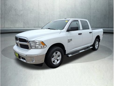Used 2023 RAM 1500 Classic SLT AWD/4WD image 1