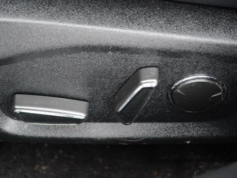 Used 2020 Ford Fusion Titanium image 22