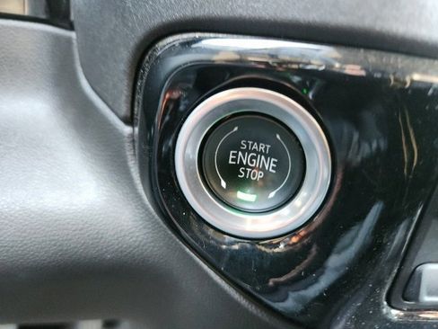 Used 2024 GMC Sierra 1500 Elevation w/ Preferred Package image 15