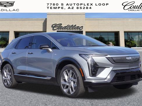 New 2026 Cadillac Optiq Luxury 1 image 1