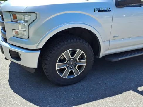 Used 2016 Ford F150 Lariat w/ Equipment Group 502A Luxury AWD/4WD image 4