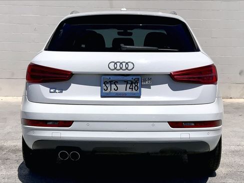 Used 2016 Audi Q3 2.0T Premium Plus w/ Technology Package FWD image 5