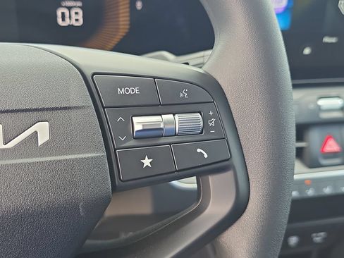 New 2026 Kia K4 FWD image 30