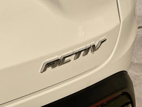 Used 2025 Chevrolet Trax ACTIV w/ Driver Confidence Package FWD image 10