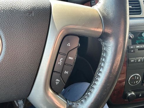 Used 2013 Chevrolet Avalanche LT w/ All-Star Edition AWD/4WD image 20