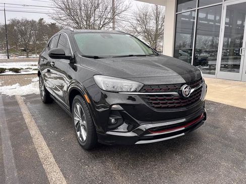 Used 2022 Buick Encore GX Preferred w/ Sport Touring Package image 1