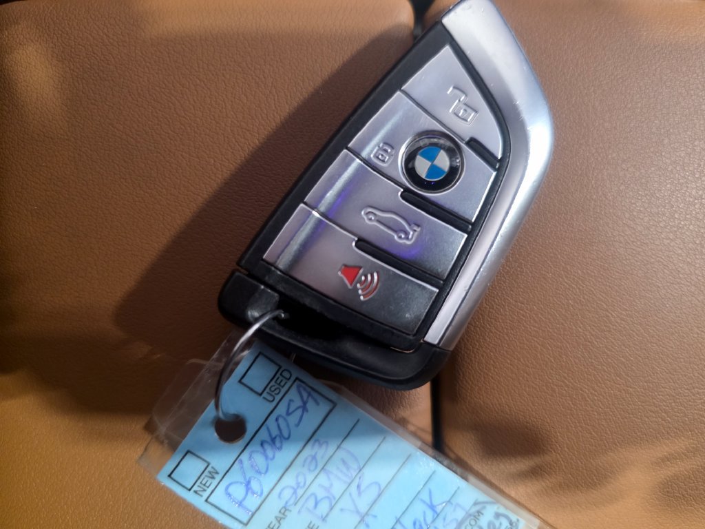 Used 2023 BMW X5 xDrive40i w/ Premium Package AWD/4WD image 37