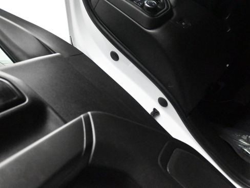 Used 2020 Chevrolet Silverado 1500 Custom Trail Boss w/ Custom Convenience Package image 5