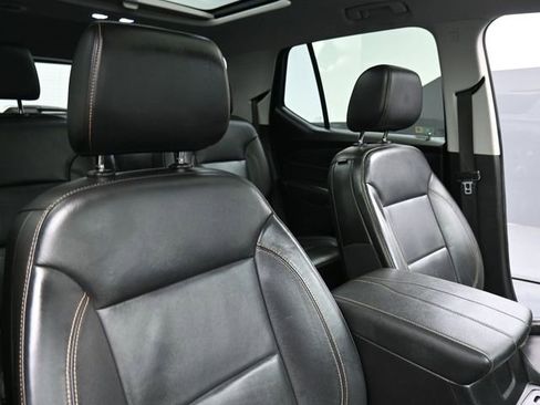 Used 2021 Chevrolet Traverse LT w/ LT Premium Package AWD/4WD image 29