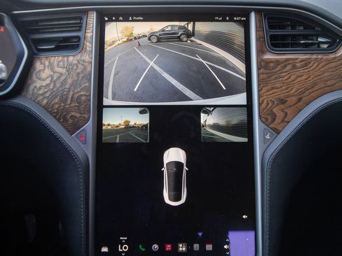 Used 2018 Tesla Model S 100D AWD/4WD image 16