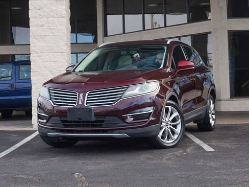 Used 2017 Lincoln MKC Select w/ Select Plus Package image 6