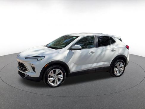 Used 2025 Buick Encore GX Preferred FWD image 8