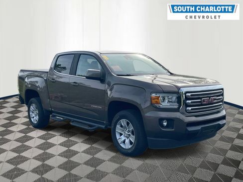 Used 2017 GMC Canyon SLE w/ SLE Convenience Package image 3