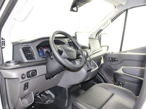 New 2026 Ford Transit 250 148 Medium Roof w/ Load Area Protection Package RWD image 23