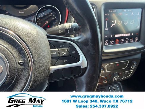 Used 2020 Jeep Compass Trailhawk AWD/4WD image 10