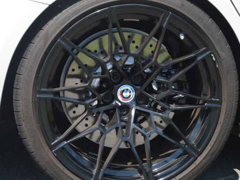 Used 2022 BMW M3 Competition w/ M Carbon Exterior Package AWD/4WD image 8
