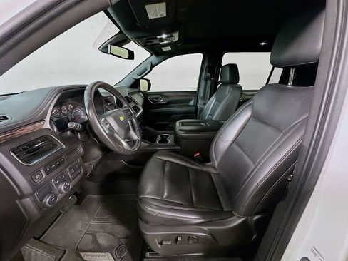 Used 2021 Chevrolet Suburban LT w/ Max Trailering Package RWD image 16