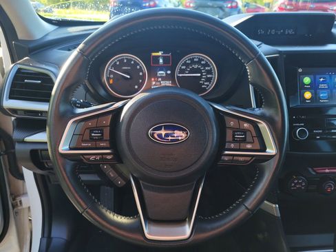 Certified 2023 Subaru Forester Premium AWD/4WD image 17