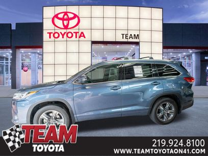Used 2017 Toyota Highlander Limited Platinum