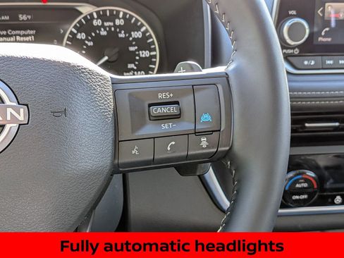Certified 2025 Nissan Rogue SV w/ SV Premium Package AWD/4WD image 18