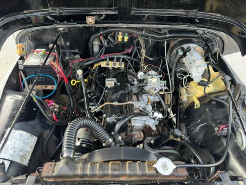 Used 1989 Jeep Wrangler Laredo image 32