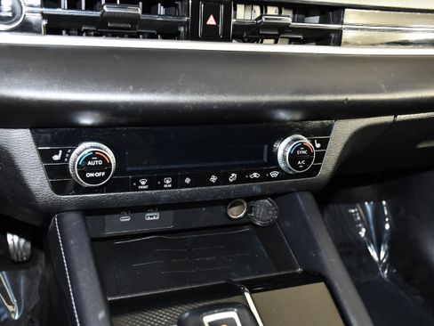 Used 2023 Mitsubishi Outlander SE AWD/4WD image 28