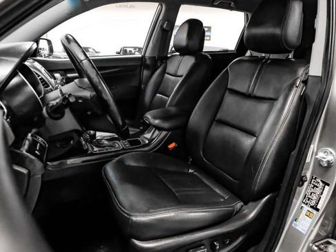 Used 2015 Kia Sorento EX FWD image 37