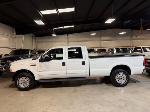 Used 2001 Ford F250 XLT AWD/4WD image 4