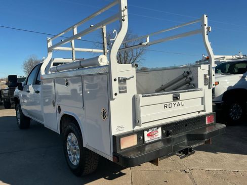 Used 2023 Chevrolet Silverado 2500 W/T w/ WT Convenience Package image 7