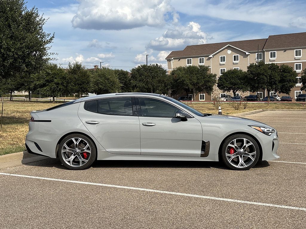 Used 2019 Kia Stinger GT2 RWD image 4