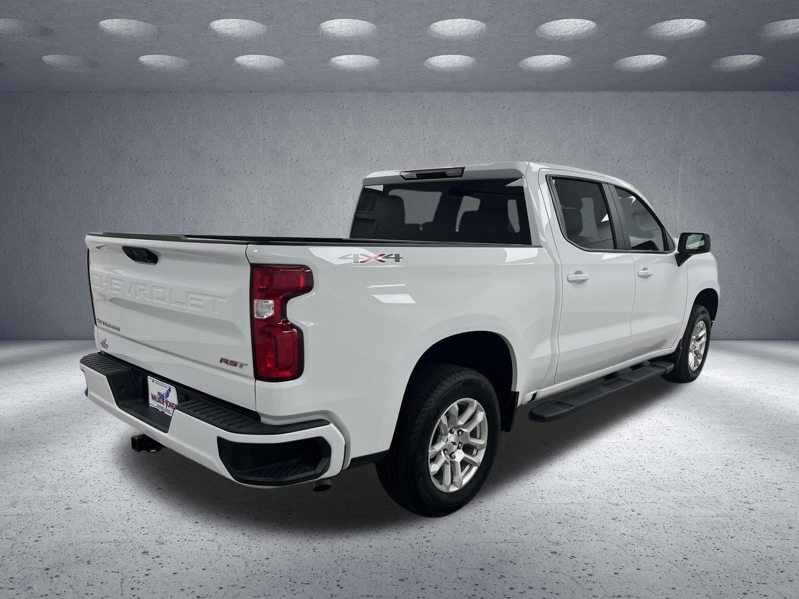Used 2025 Chevrolet Silverado 1500 RST AWD/4WD image 5