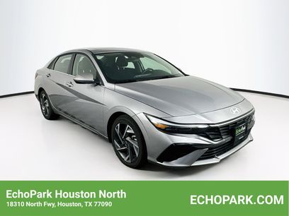 Used 2025 Hyundai Elantra SEL