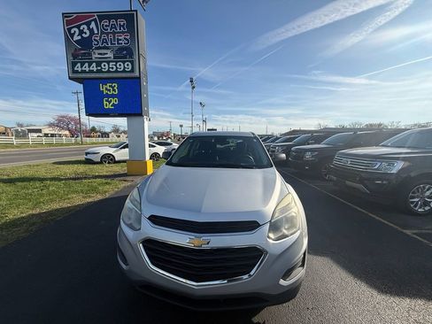 Used 2017 Chevrolet Equinox LS image 9