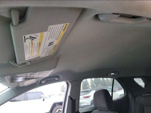 Used 2019 Chevrolet Equinox LT AWD/4WD image 9