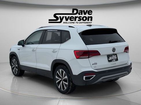 Used 2023 Volkswagen Taos SE image 8