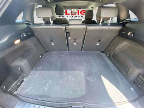 Used 2021 Mercedes-Benz GLA 250 4MATIC image 17