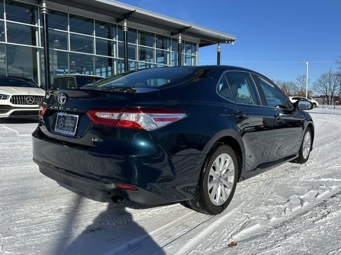 Used 2018 Toyota Camry SE image 7