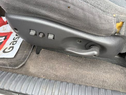 Used 2000 Dodge Durango 2WD image 17