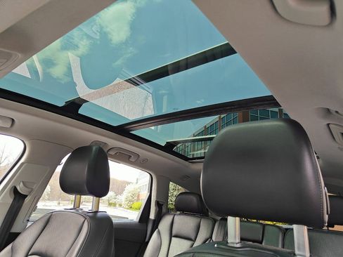 Used 2017 Audi Q7 3.0T Prestige w/ Prestige Package image 24