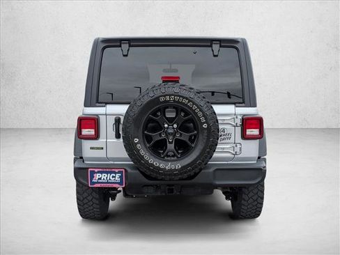 Used 2022 Jeep Wrangler Unlimited Sport AWD/4WD image 6
