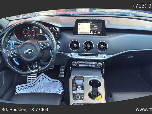Used 2019 Kia Stinger GT2 image 35