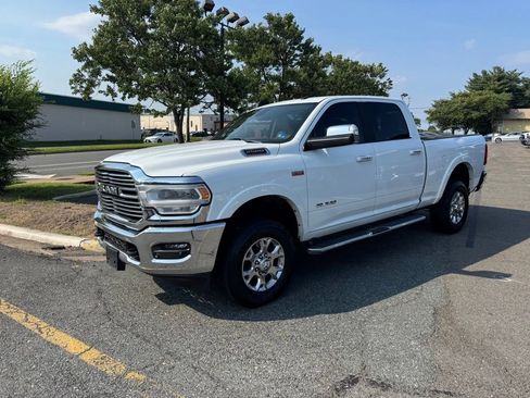 Used 2022 RAM 2500 Laramie AWD/4WD image 2