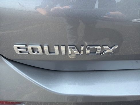 Used 2023 Chevrolet Equinox Premier AWD/4WD image 7